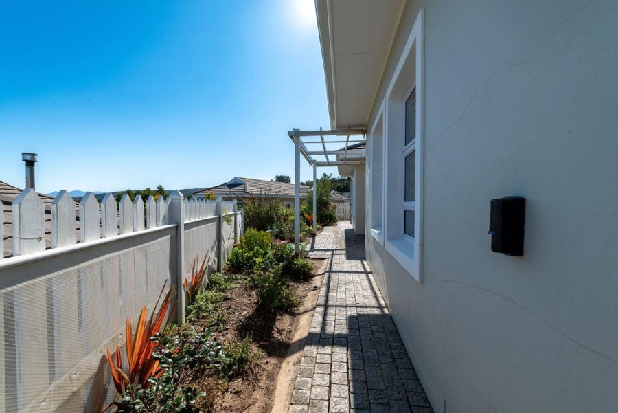 3 Bedroom Property for Sale in Hunters Estate Western Cape